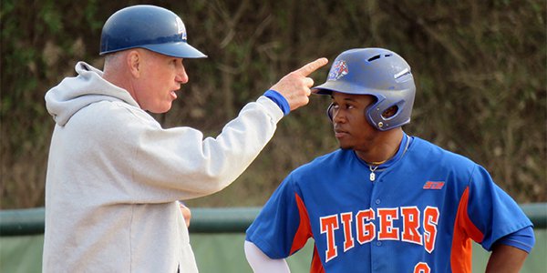Chattanooga State Tigers Baseball Team 1.png