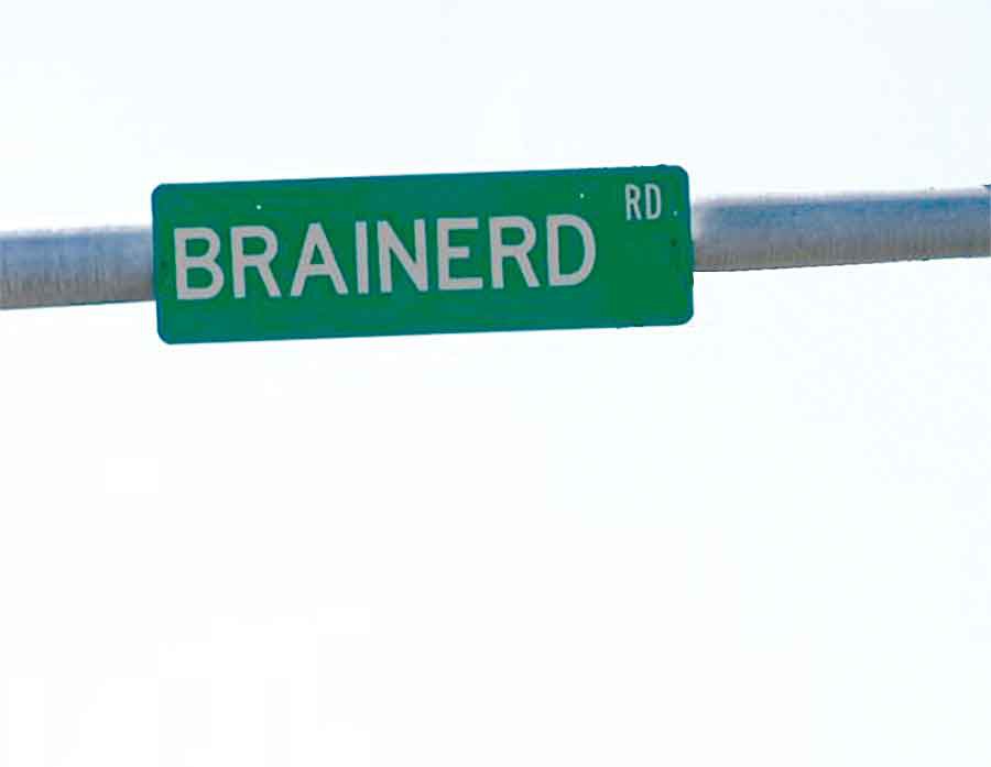 brainerd-road-sign.jpg
